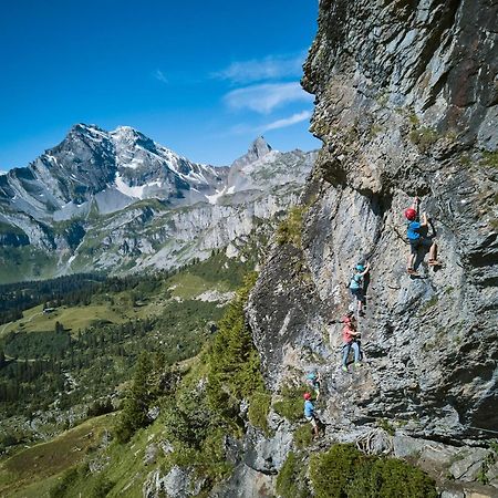Bed And Breakfast - Die Aelplersuit Fuer Backpackers - Rucksacktouristen Im Berghuesli Linthal Buitenkant foto