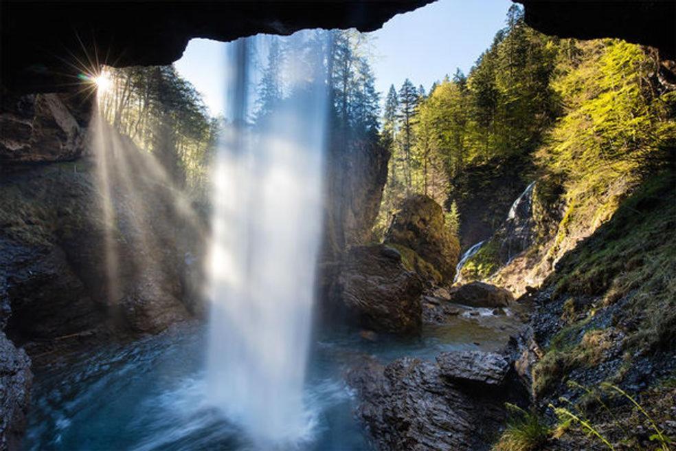 Bed And Breakfast - Die Aelplersuit Fuer Backpackers - Rucksacktouristen Im Berghuesli Linthal Buitenkant foto