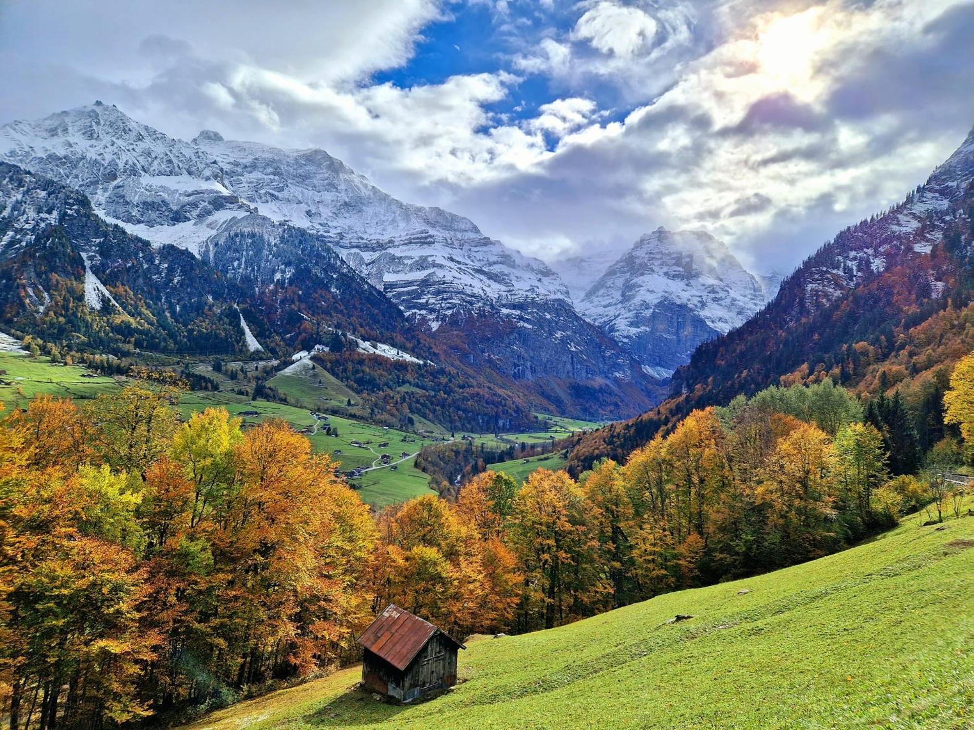 Bed And Breakfast - Die Aelplersuit Fuer Backpackers - Rucksacktouristen Im Berghuesli Linthal Buitenkant foto