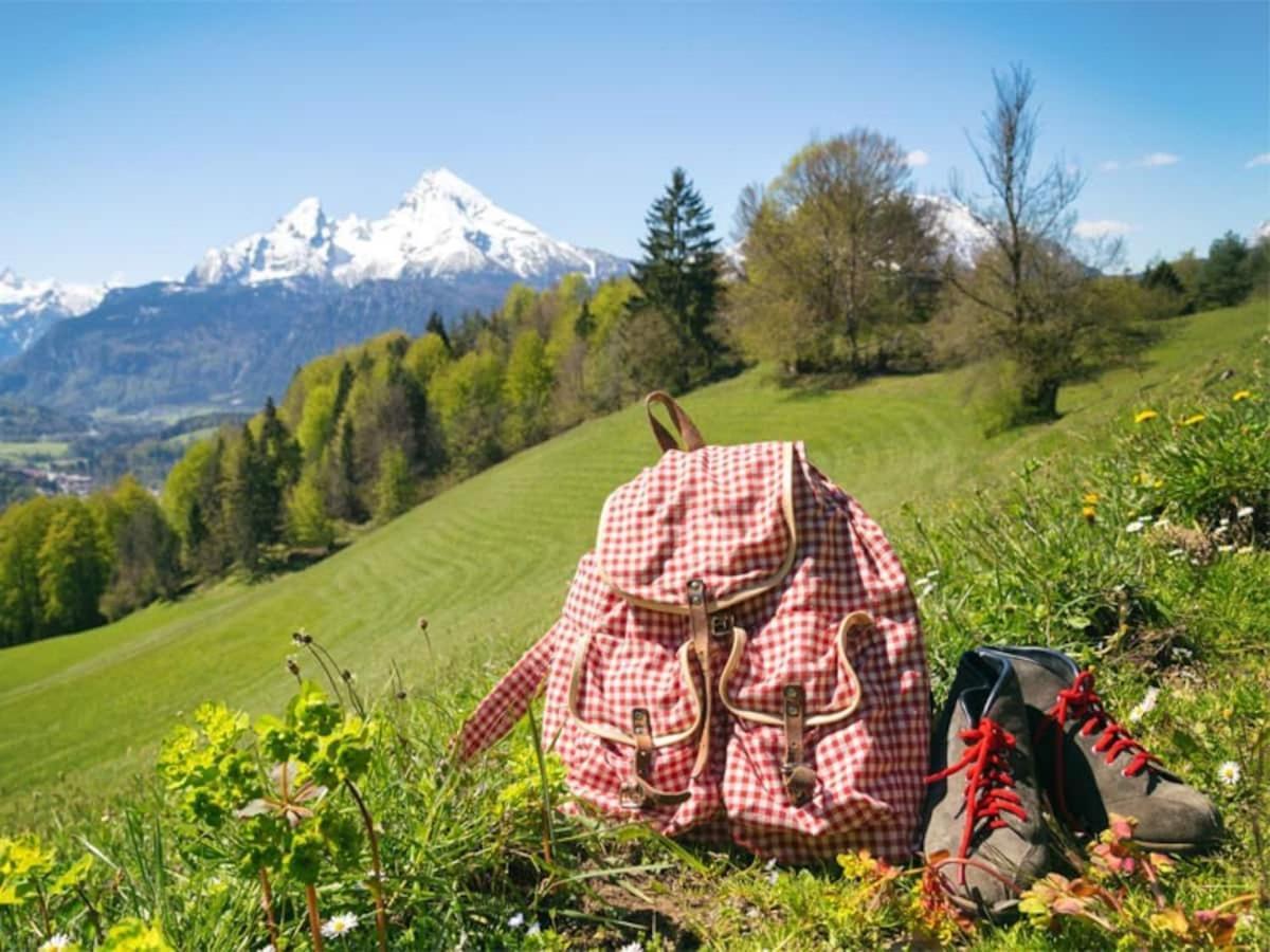 Bed And Breakfast - Die Aelplersuit Im Berghuesli Fuer Backpackers Und Familien, Ganz Einfach - Ganz Unkompliziert-Ganz Relaxd Linthal Buitenkant foto