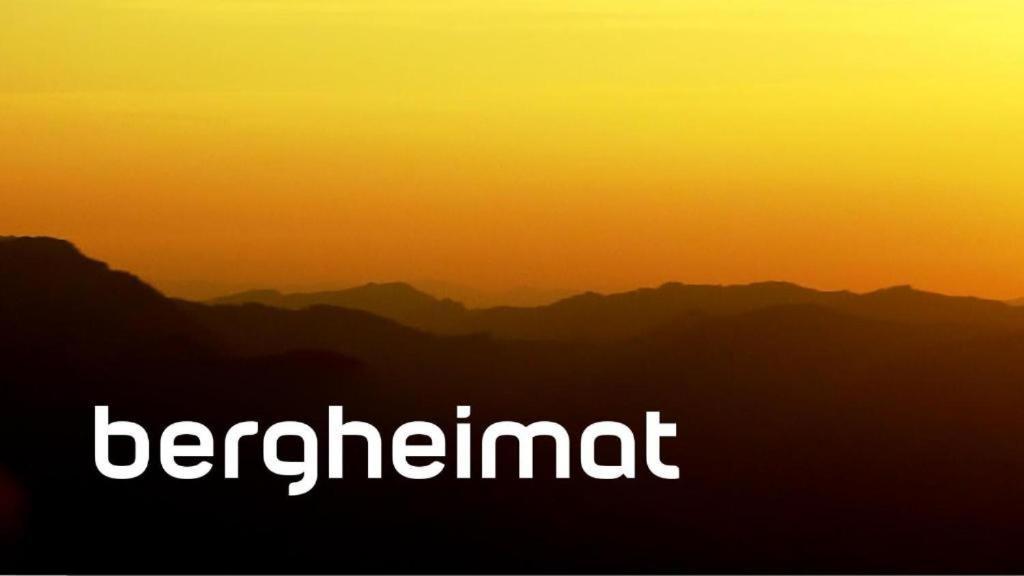 Bed And Breakfast - Die Aelplersuit Fuer Backpackers - Rucksacktouristen Im Berghuesli Linthal Buitenkant foto