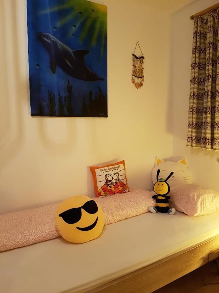 Bed And Breakfast - Die Aelplersuit Fuer Backpackers - Rucksacktouristen Im Berghuesli Linthal Buitenkant foto